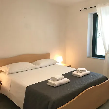 Central Apartment *